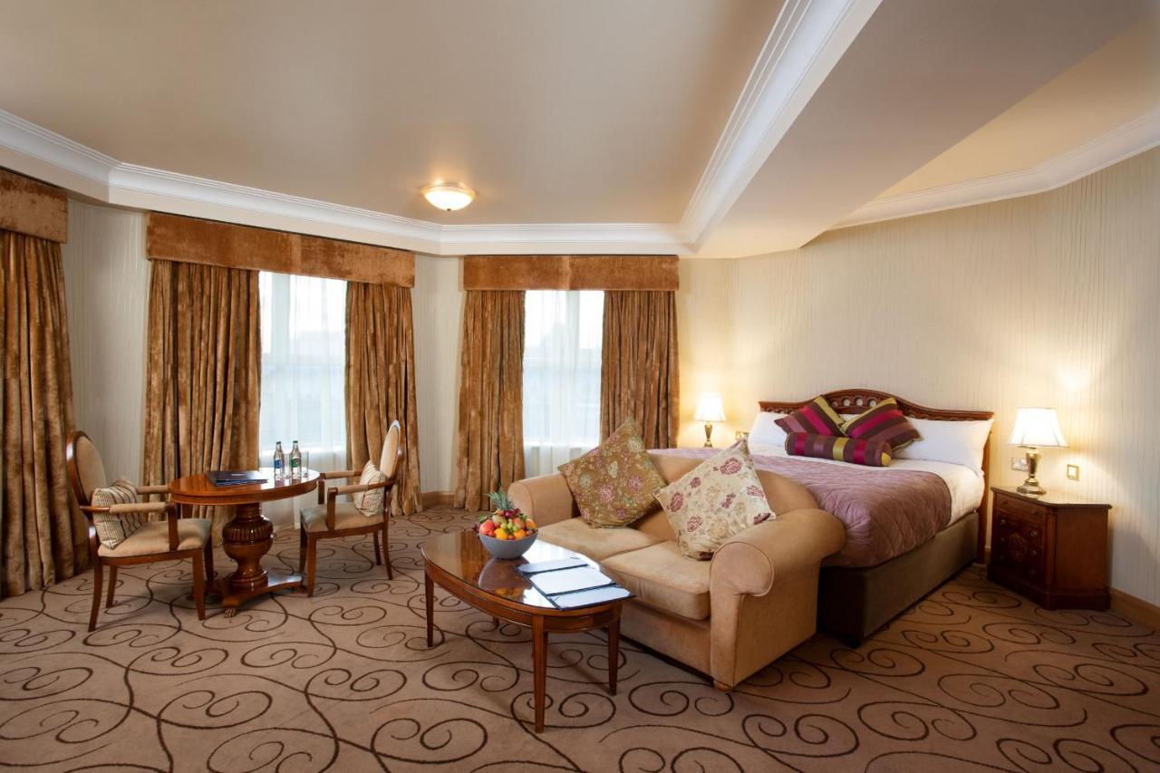 Lawlors Hotel Naas Exterior photo