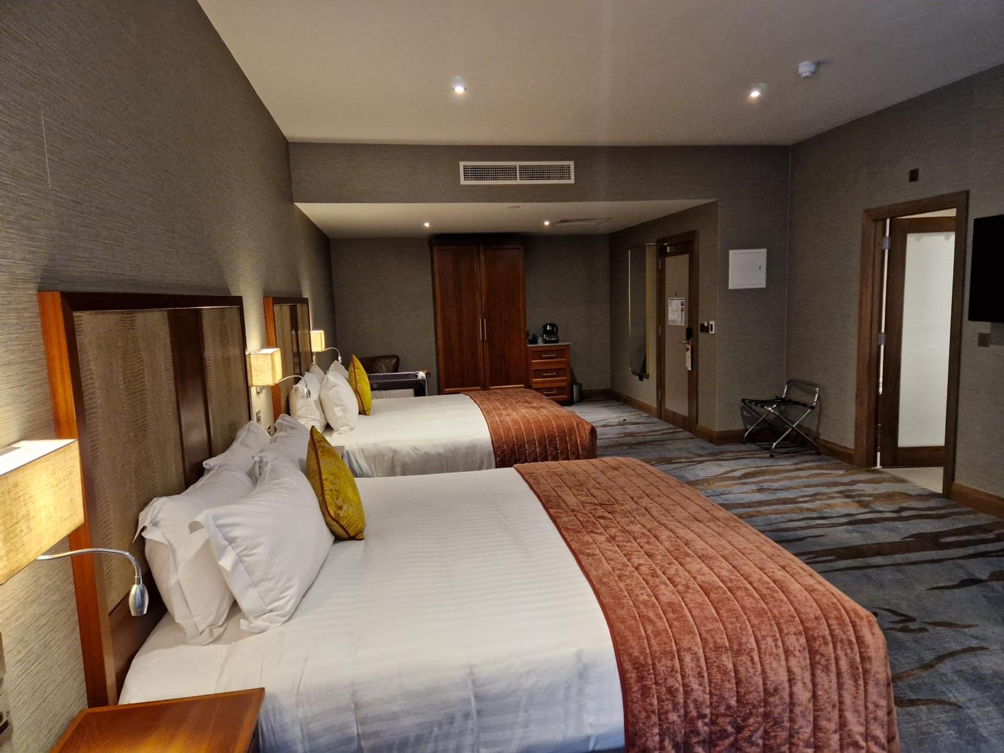 Lawlors Hotel Naas Exterior photo